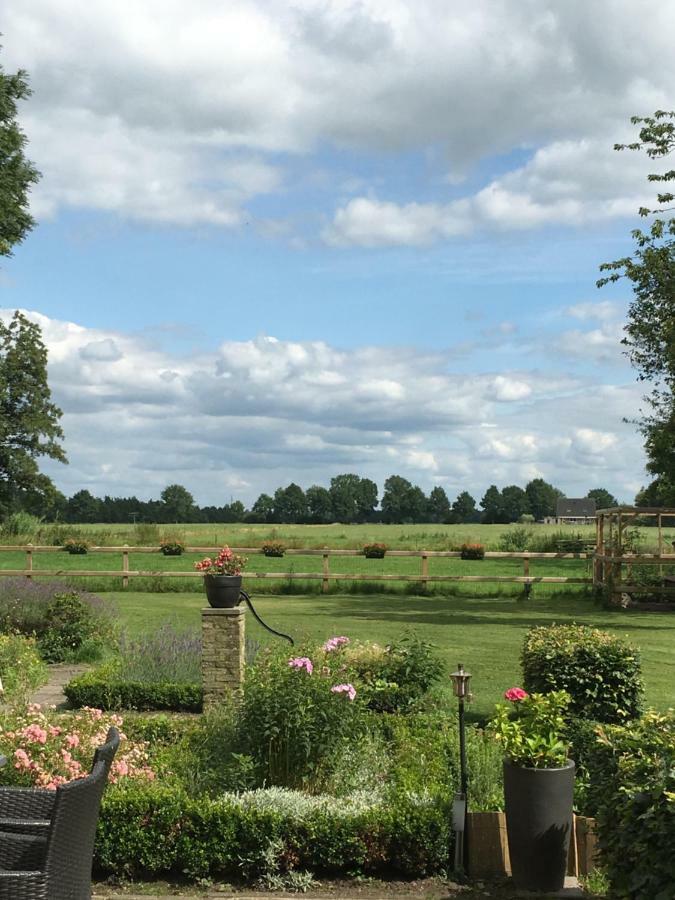 Bed & Breakfast Aan De Leijen *